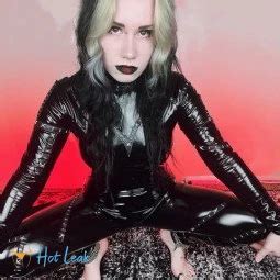 M ♡ aka icybabym OnlyFans leaked video 1491633 on Hotleak